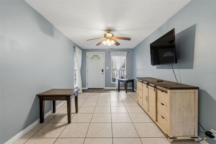 Property Photo: 1171 Highland Court N FL 33701