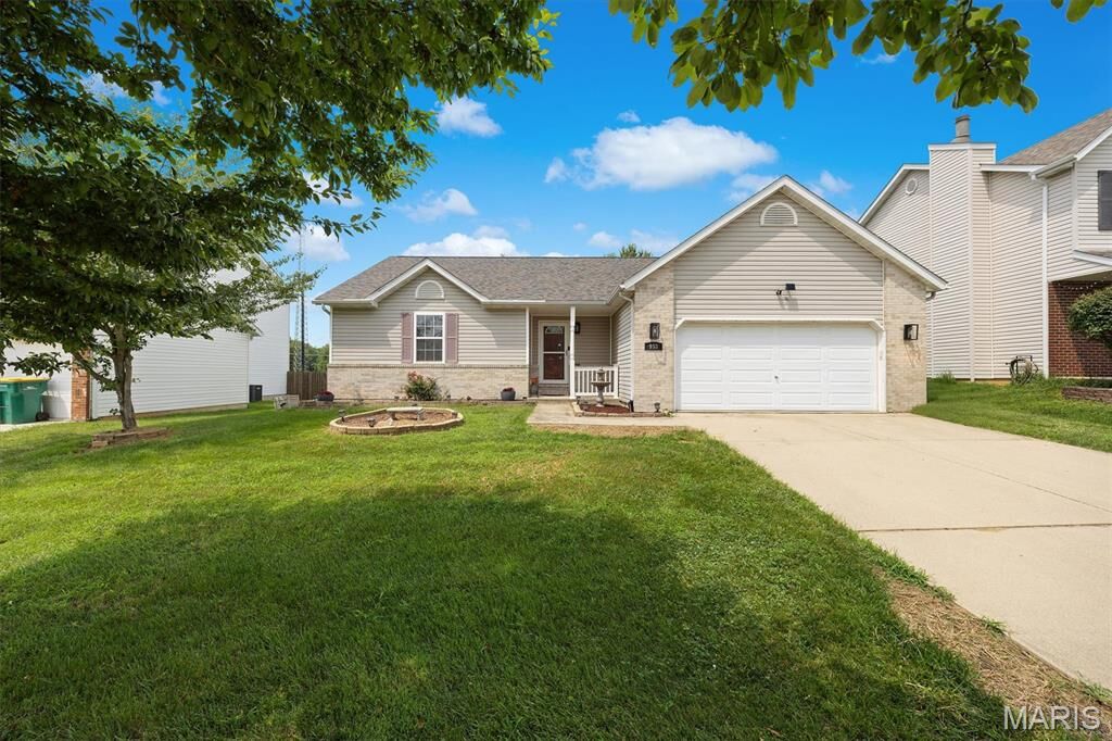 Property Photo: 953 Pacific Crossing Drive IL 62269