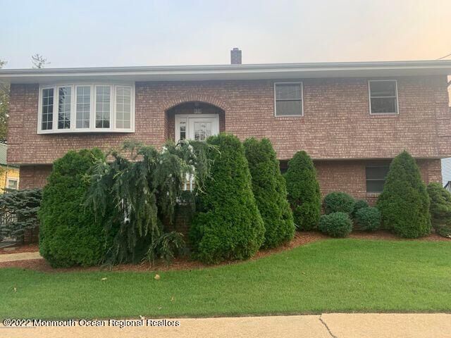 Property Photo:  818 Atlantic Avenue  NJ 08742 