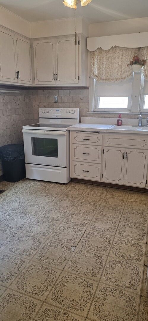 Property Photo:  7224 W 39th Street  IL 60534 