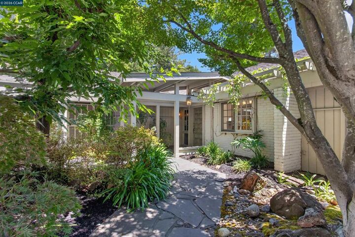 Property Photo:  12 E Altarinda  CA 94563 