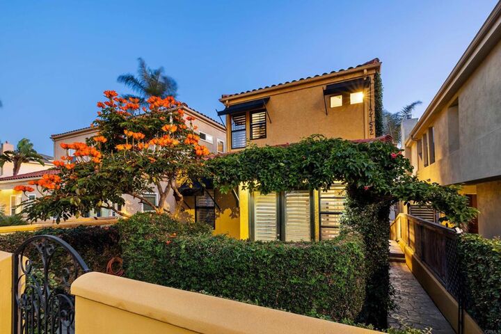 Property Photo:  2152 Manchester Avenue  CA 92007 