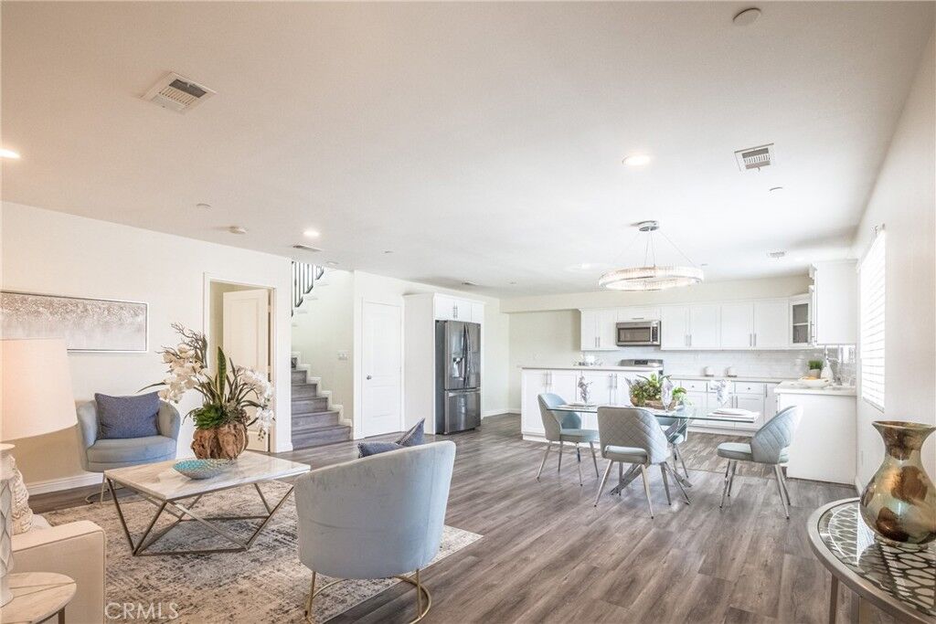 Property Photo:  424 W 2nd  CA 90012 