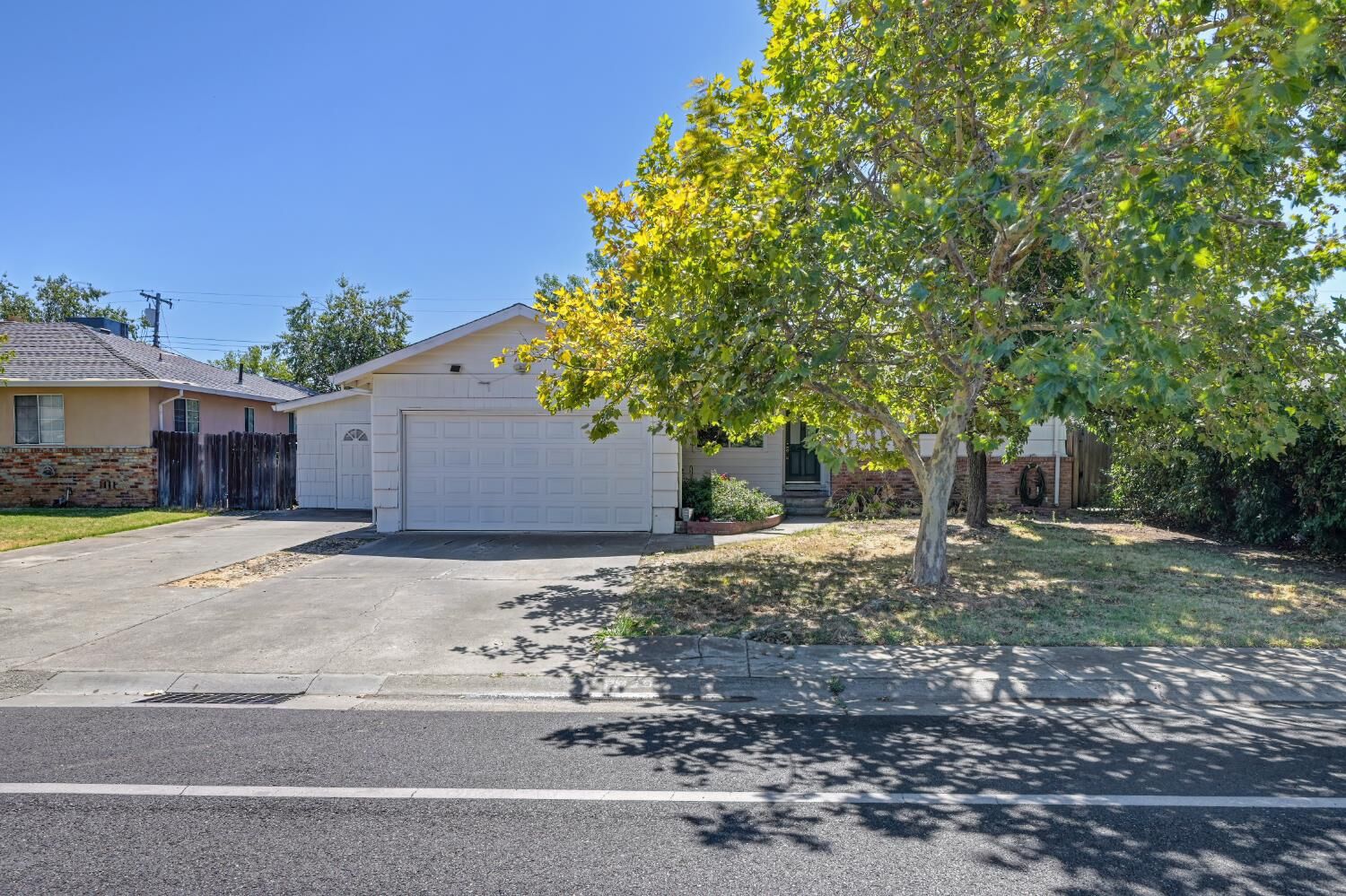 Property Photo:  2629 Aramon Drive  CA 95670 
