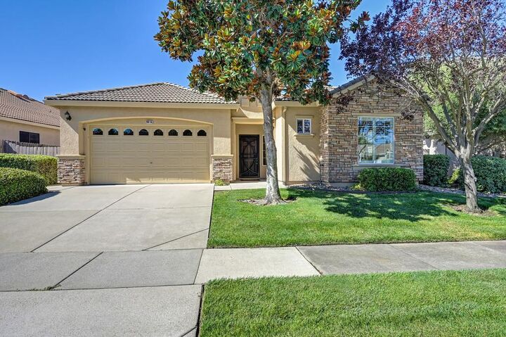 Property Photo: 9016 Fallsmont Drive CA 95762