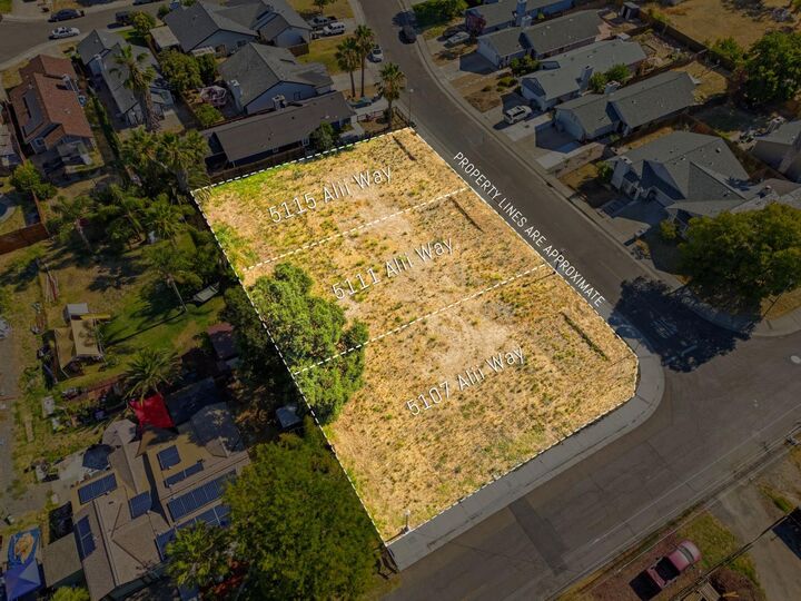 Property Photo:  5115 Alii Way  CA 95838 