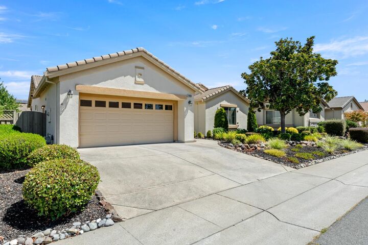 Property Photo:  1486 Rose Bouquet Drive  CA 95648 