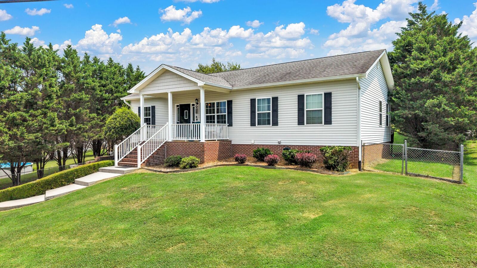 Property Photo:  3309 Carmen Lane SE  TN 37323 