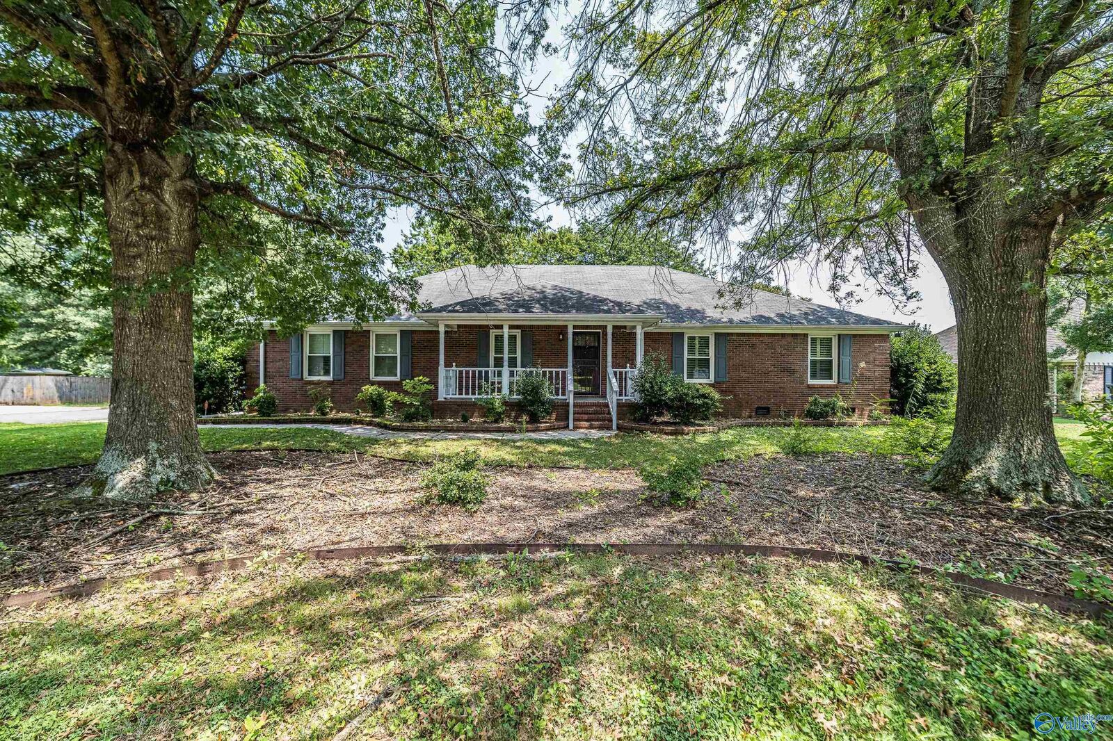 Property Photo: 102 Sagewood Drive AL 35757