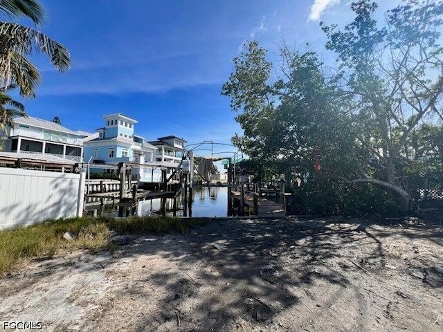 Property Photo: 126 Palermo Circle FL 33931