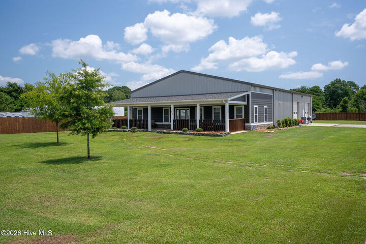 Property Photo: 618 Hwy 17 N NC 28445