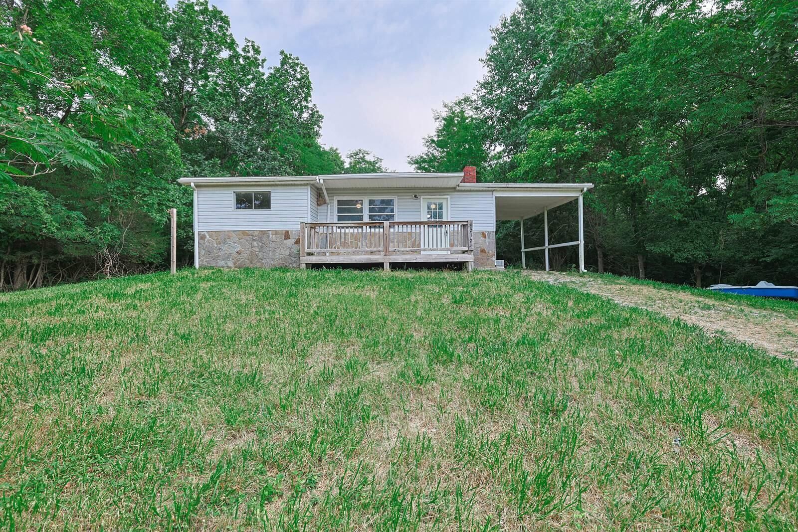 Property Photo: 445 Elk Lake Resort Road KY 40359
