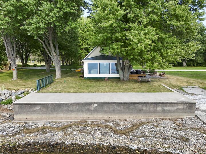 Property Photo: 502 Duck Point Road VT 05459
