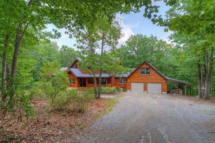 Property Photo: 499 Craig Woods Road VA 24127
