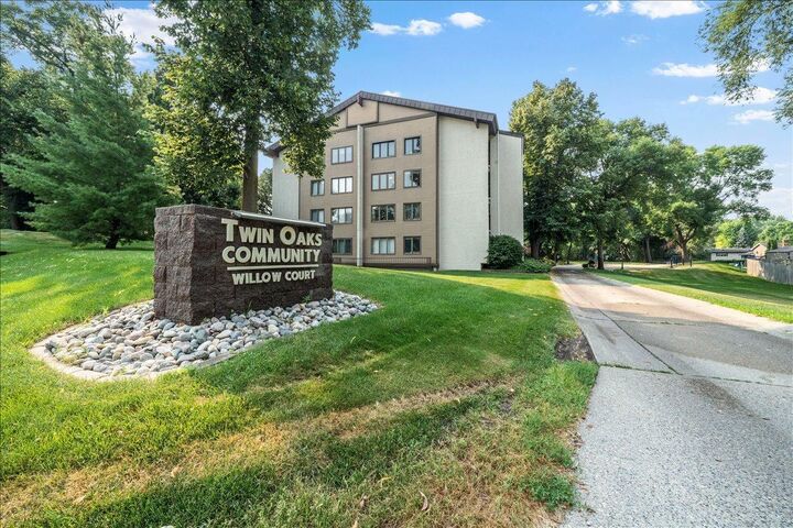 Property Photo:  200 Willow Court 3D  MN 56537 