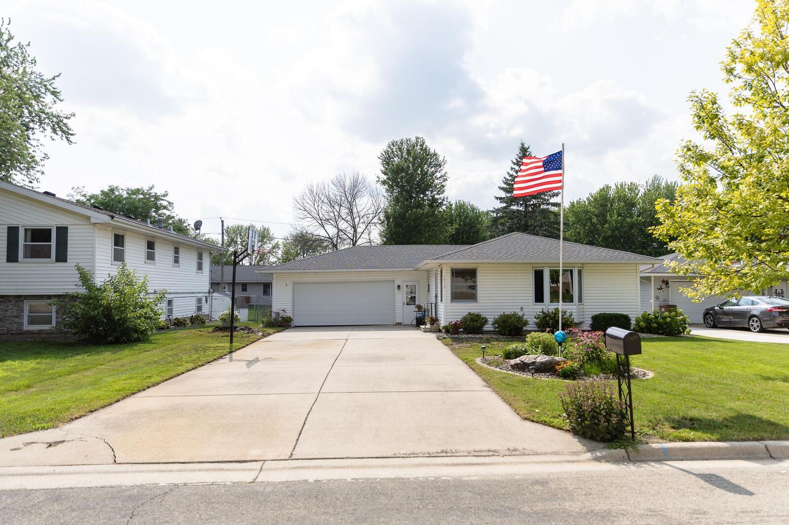 Property Photo: 1412 Penn Avenue MN 56007