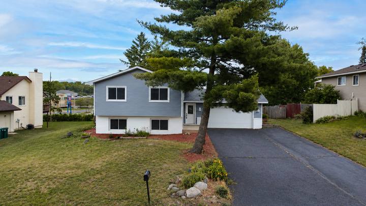 Property Photo:  1599 Lancaster Lane  MN 55122 