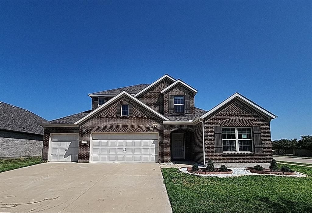Property Photo: 7105 Pampas Place TX 76084