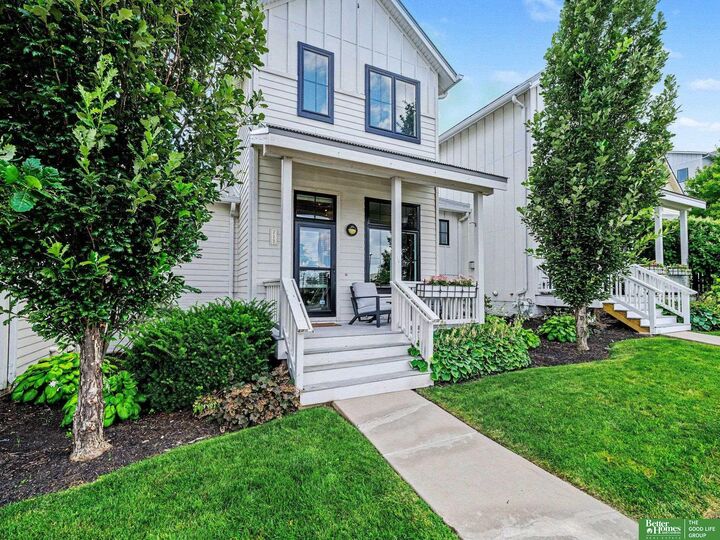 Property Photo:  717 Pacific Street  NE 68108 