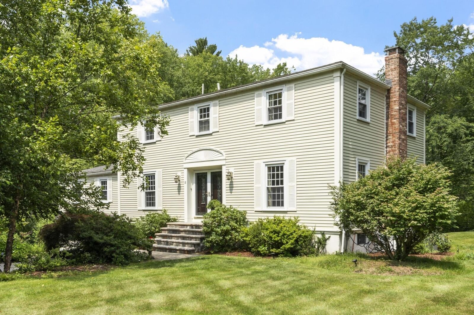 Property Photo:  18 Farrwood Dr  MA 01810 