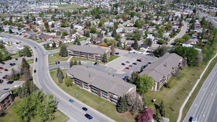 Property Photo: 401 Columbia Boulevard W 212 AB T1K 5R8