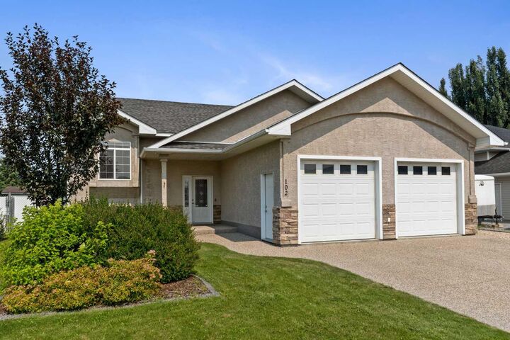102 Poplar Drive — photo 1