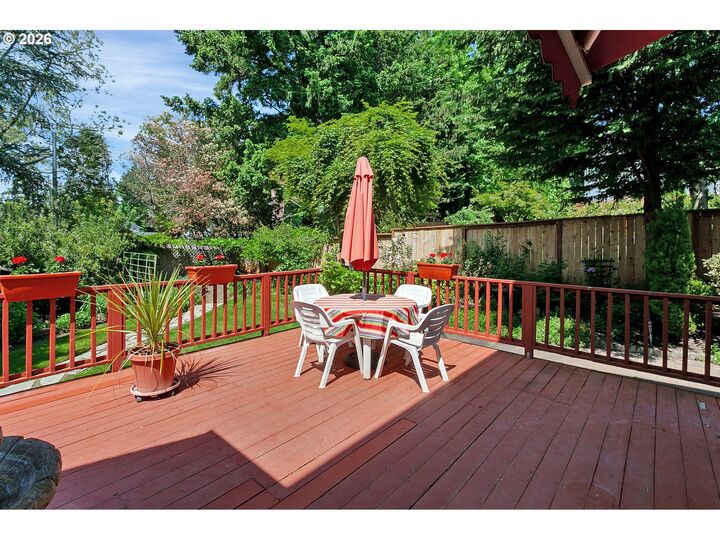 Property Photo:  1821 NW 129th Pl  OR 97229 