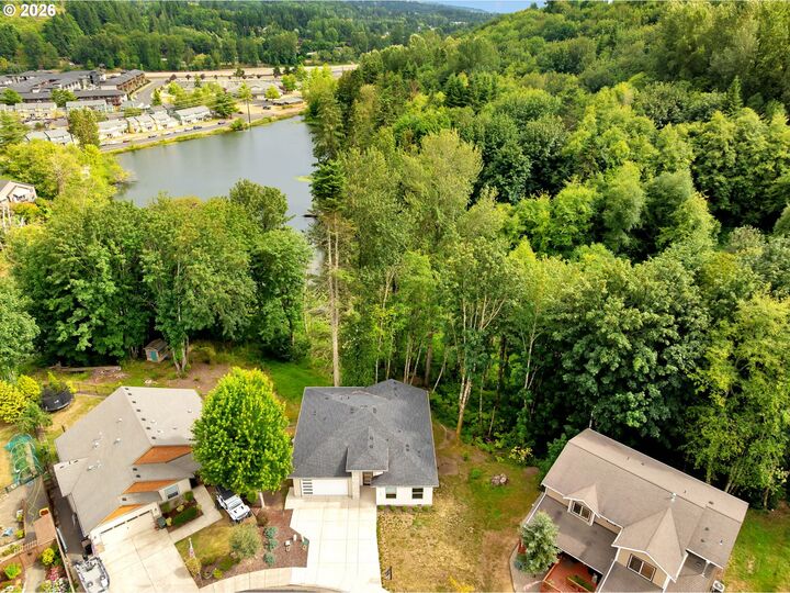 Property Photo: 122 Surfview Dr WA 98626