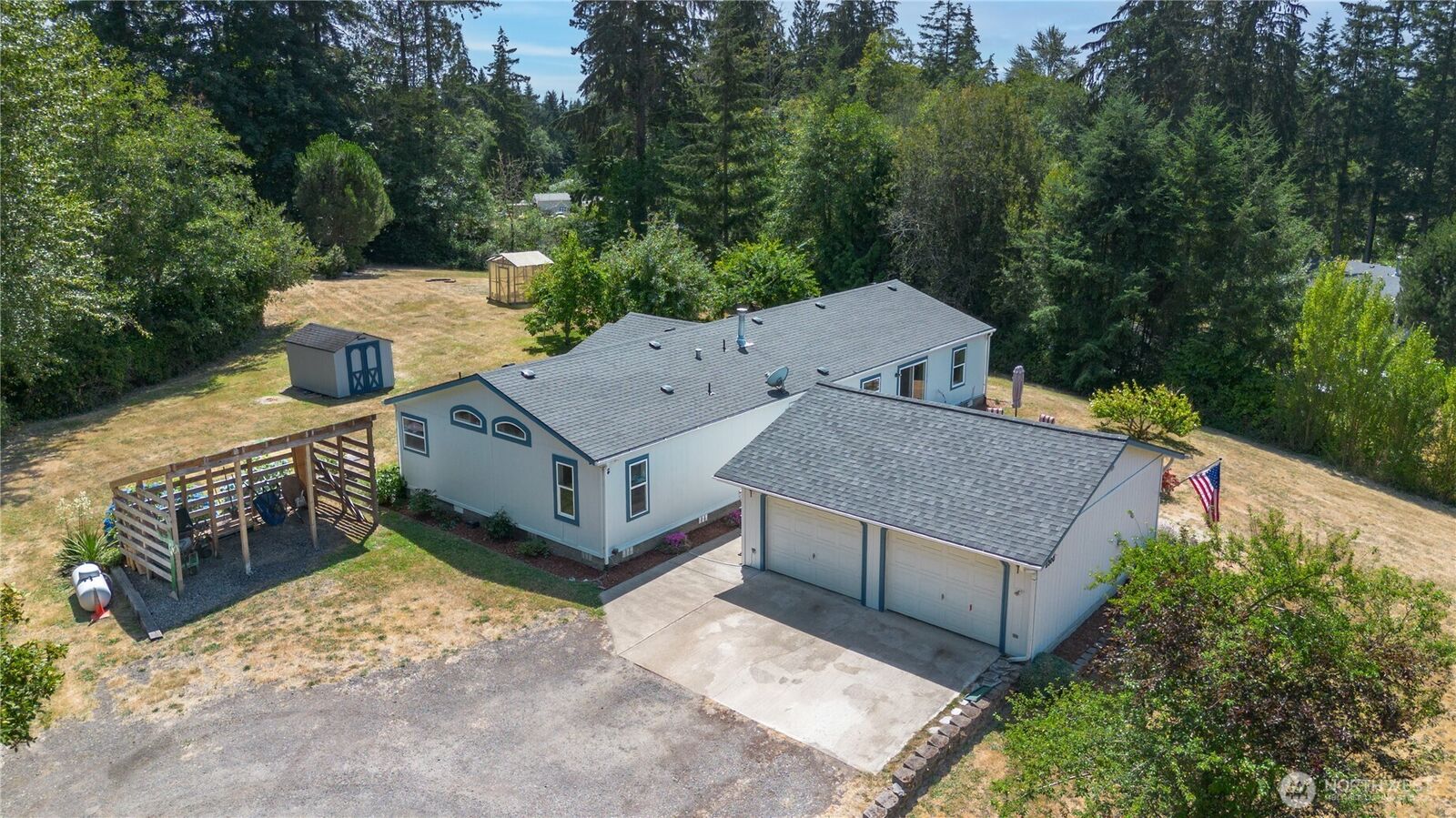 Property Photo: 2300 SE Olympia Street WA 98367