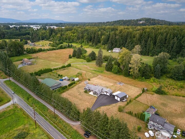 Property Photo:  1188  Dewey Lane  WA 98226 