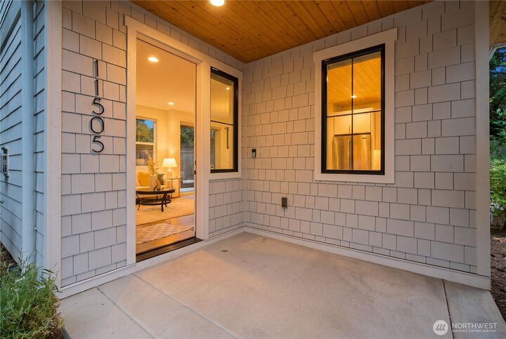 Property Photo: 11505 112th Court NE WA 98033