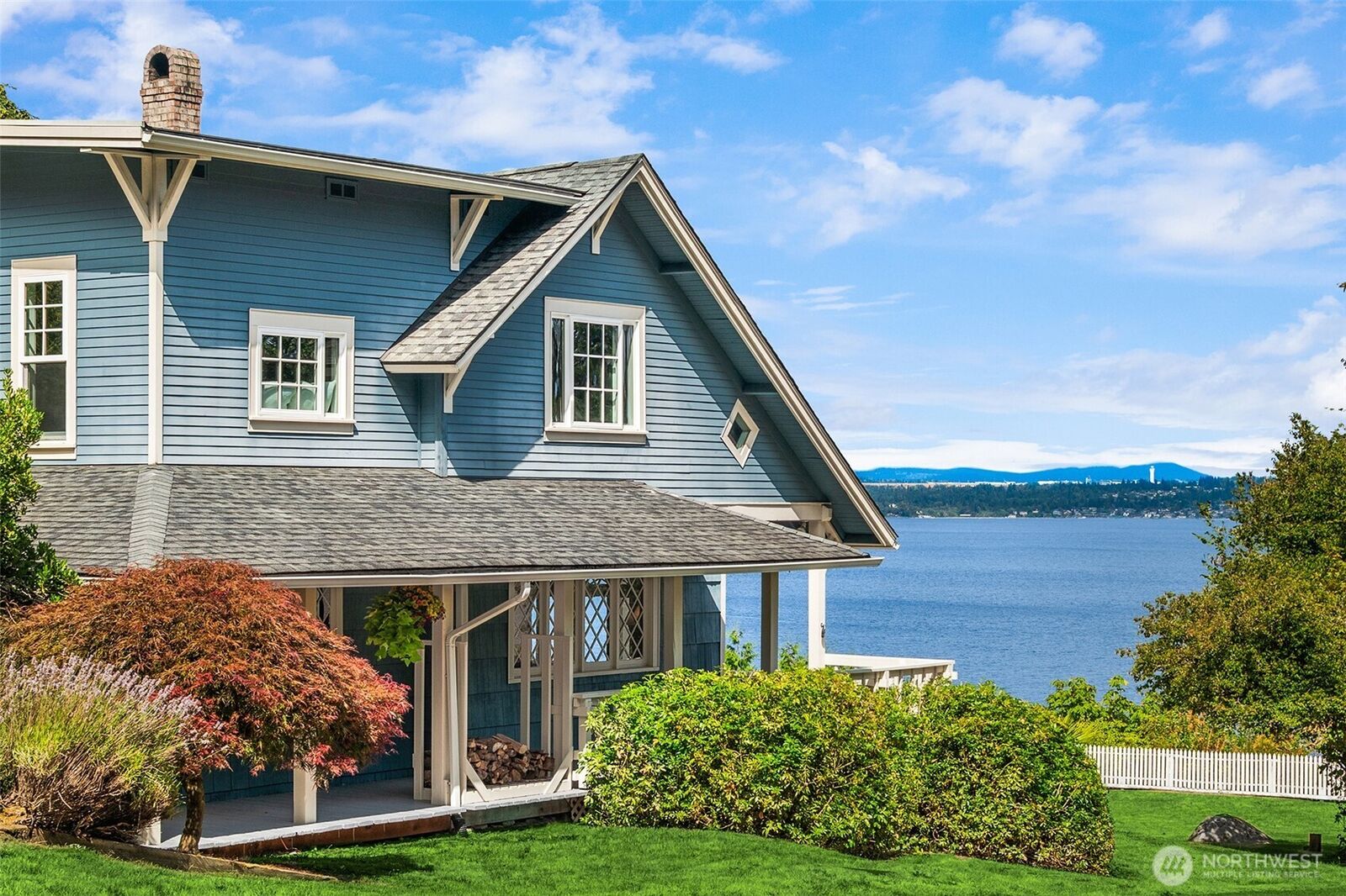 Property Photo: 21324 Tramp Harbor Road SW WA 98070