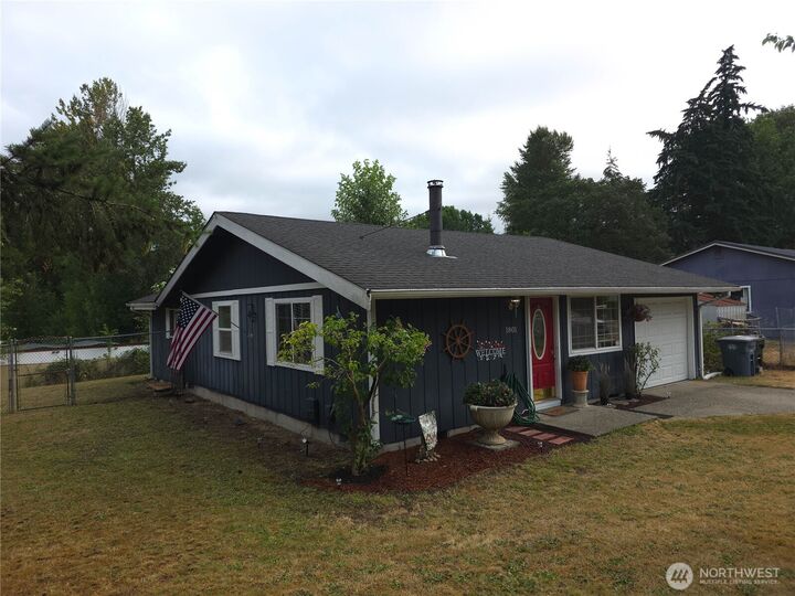 Property Photo:  1801 E 164th Street Ct  WA 98387 