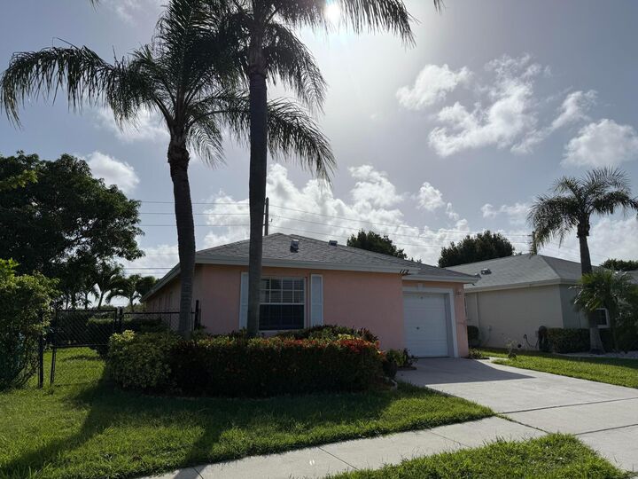 Property Photo:  112 Sunset Boulevard  FL 33426 