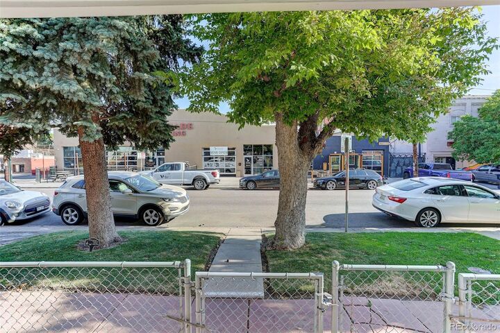 Property Photo: 916 W 9th Avenue CO 80204