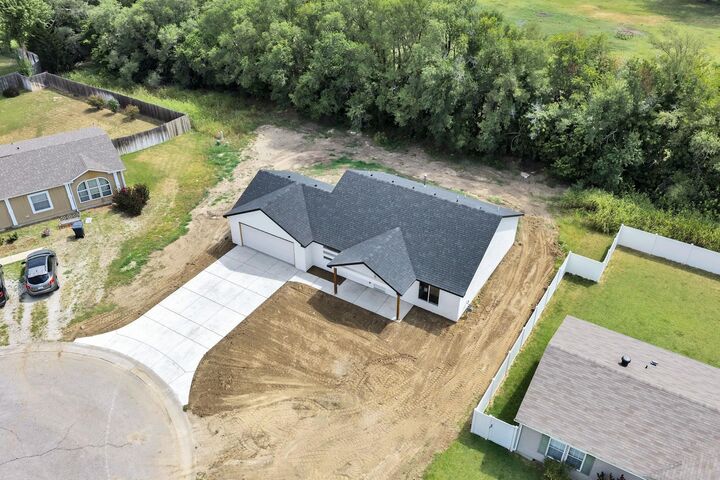Property Photo:  4612 S Edwards Cir.  KS 67217 