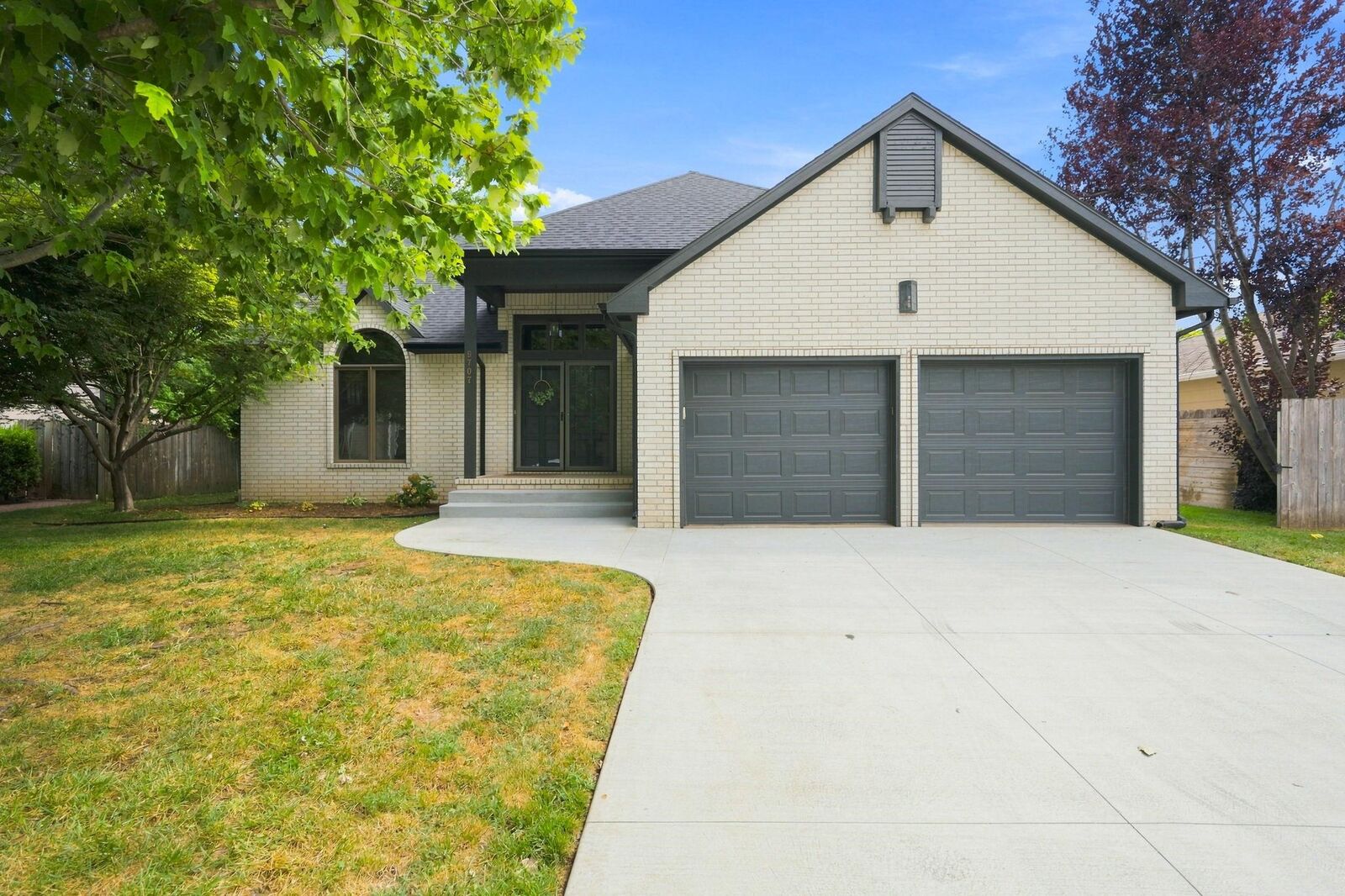 Property Photo:  9707 W Jamesburg St  KS 67212 