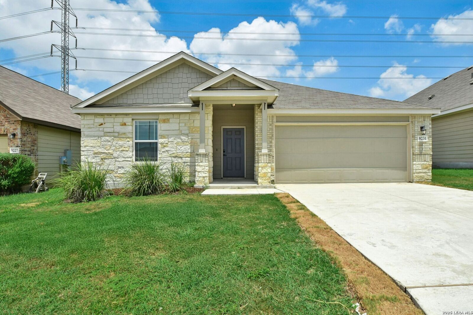 Property Photo:  8231 Noble Crst  TX 78109 