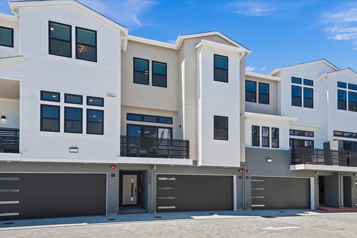 Property Photo:  1095 Tartan Lane  CA 95125 