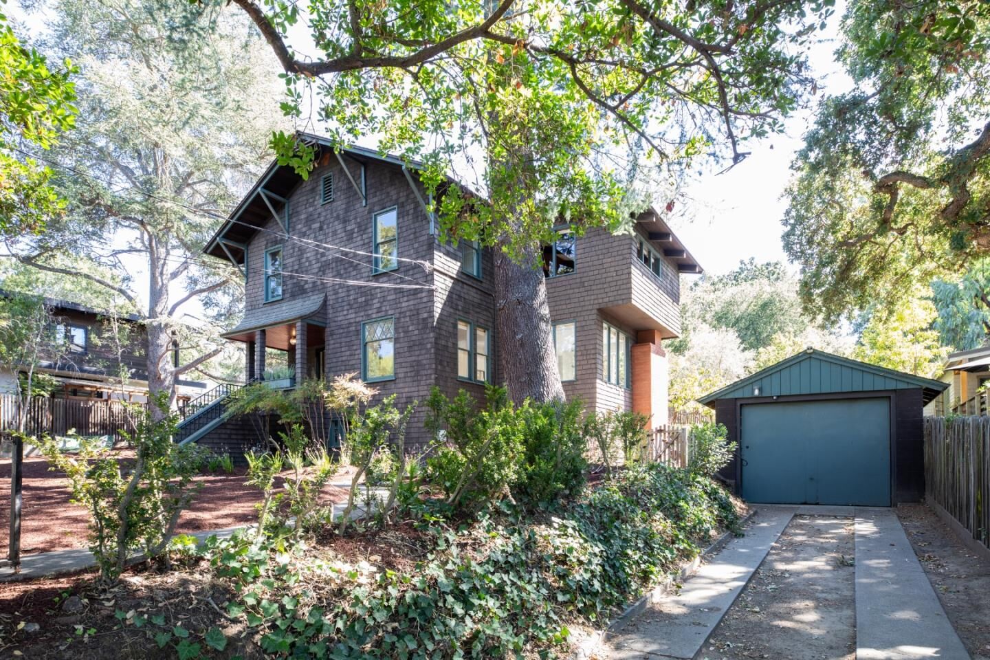 Property Photo: 2230 Amherst Street CA 94306