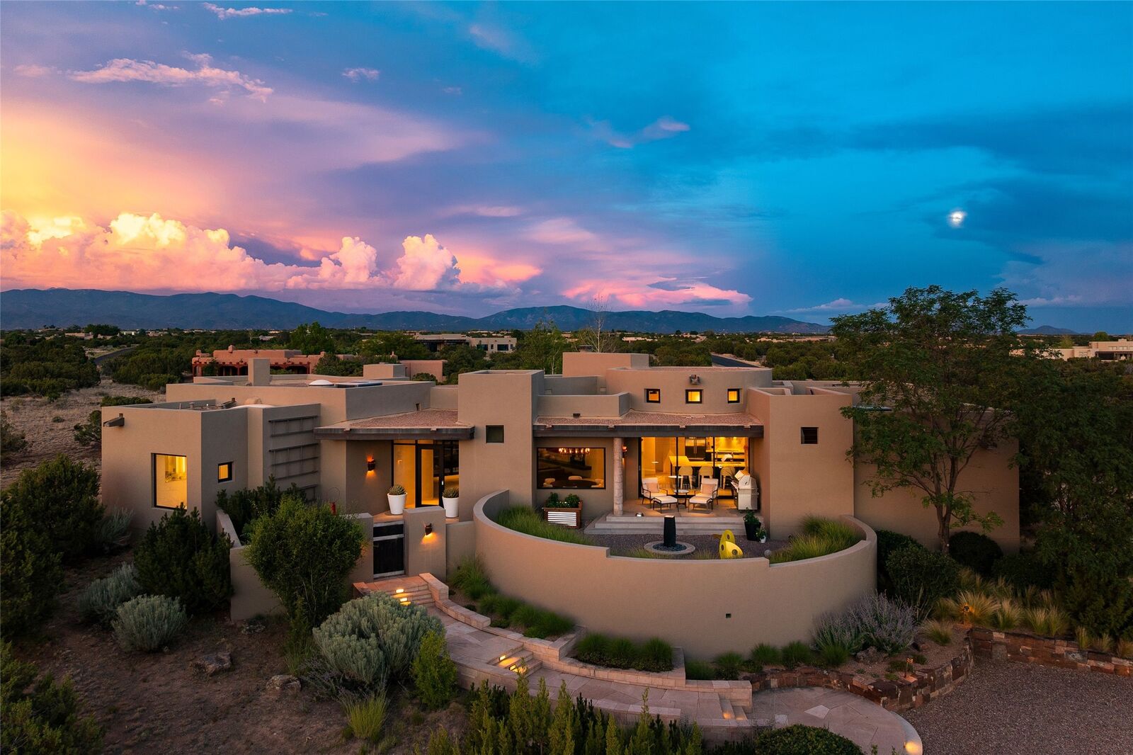 Property Photo: 4 Basin View Court NM 87506