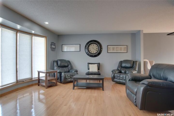 Property Photo: 407 Chitek Crescent SK S7K 5C1