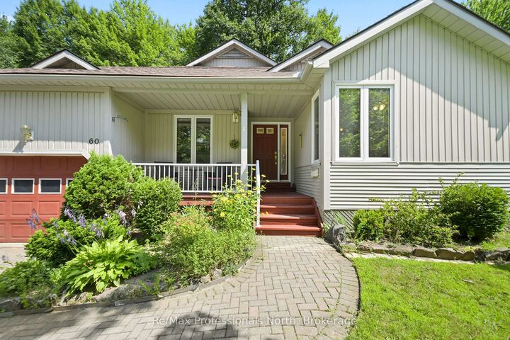 Property Photo:  60 Pineridge Gate  ON P1P 1Y4 