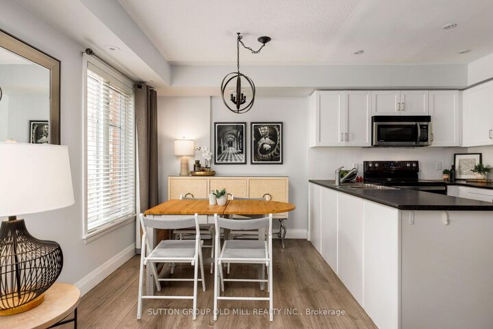 Property Photo: 46 Western Battery Road 809 ON M6K 3P1