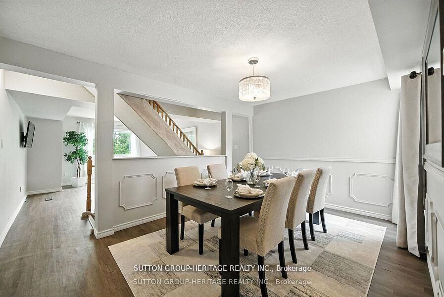 Property Photo: 601 Galahad Drive 29 ON L1K 1L9