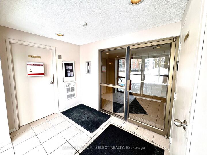 Property Photo:  626 First Street 505  ON N5V 2A2 