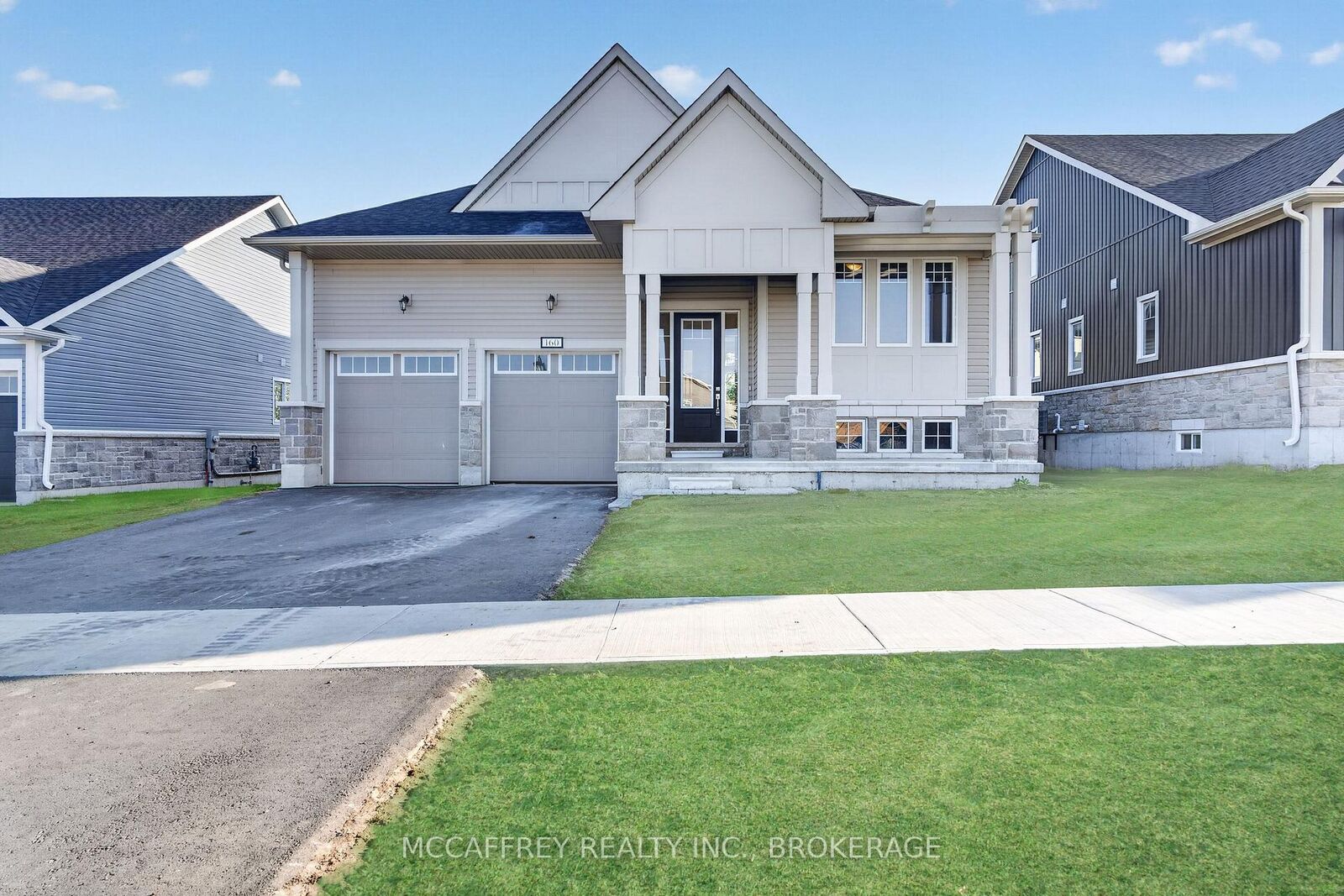 Property Photo: 160 Country Club Drive ON K0H 1G0