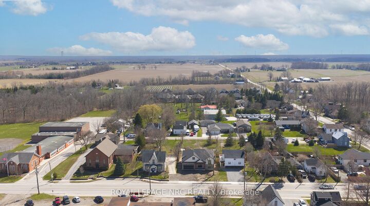 Property Photo: 4167 Linden Street ON L0R 1G0