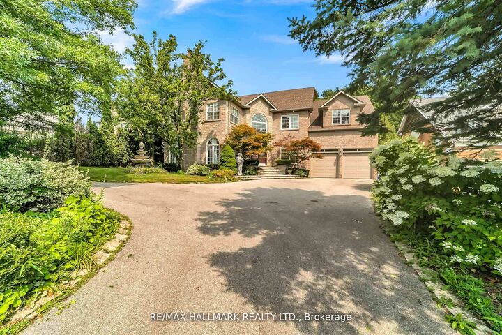384 Kennedy Street W — photo 1