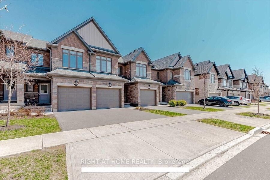 Property Photo: 57 Fenside Street ON N2P 0J5